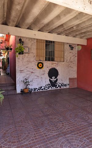 Casa à venda com 88m², 2 quartos e 1 vagaGaragem