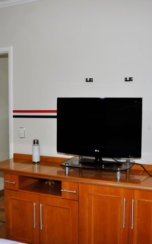 Casa à venda com 260m², 3 quartos e 4 vagas Casa à venda com 260m², 3 quartos e 4 vagasDetalhe - Quarto 02