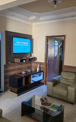 Casa para alugar com 180m², 3 quartos e 2 vagasSala