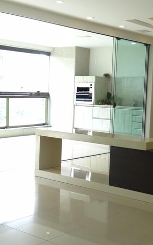 Apartamento para alugar com 234m², 5 quartos e 3 vagasSala