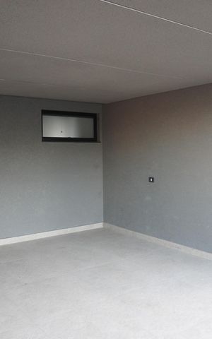 Casa de condomínio para alugar com 312m², 4 quartos e 4 vagasGaragem