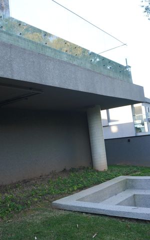 Casa de condomínio para alugar com 312m², 4 quartos e 4 vagasÁrea externa