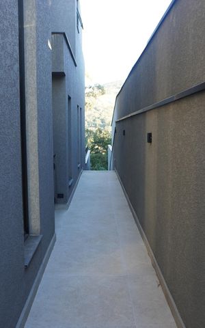 Casa de condomínio para alugar com 312m², 4 quartos e 4 vagasÁrea externa