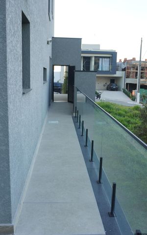 Casa de condomínio para alugar com 312m², 4 quartos e 4 vagasÁrea externa