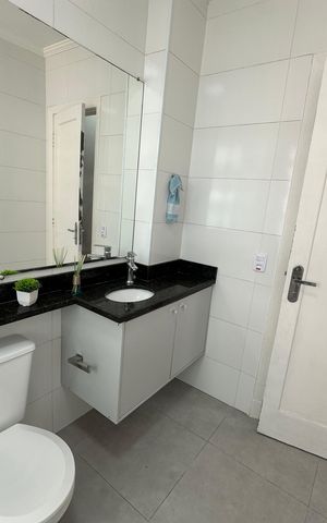 Apartamento para alugar com 103m², 3 quartos e 1 vaga Apartamento para alugar com 103m², 3 quartos e 1 vagaBanheiro Social