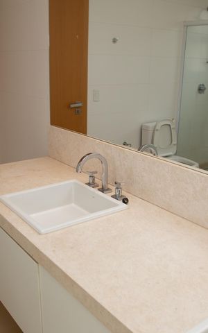Apartamento para alugar com 570m², 3 quartos e 4 vagas Apartamento para alugar com 570m², 3 quartos e 4 vagasBanheiro da Suíte 3