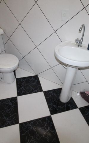 Casa para alugar com 50m², 1 quarto e 1 vagaBanheiro
