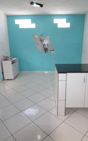 Casa para alugar com 50m², 1 quarto e 1 vagaSala / Cozinha