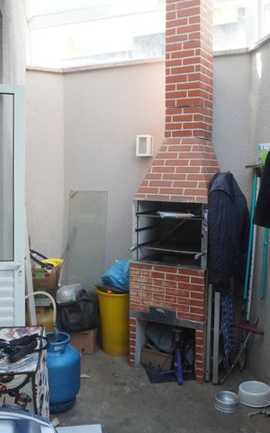 Casa de condomínio à venda com 130m², 2 quartos e 2 vagasÁrea externa