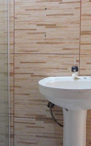 Casa para alugar com 35m², 2 quartos e sem vagaBanheiro 