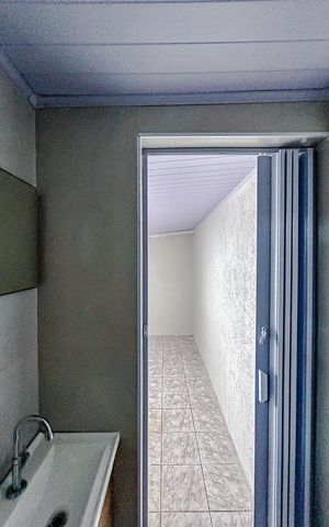 Casa para alugar com 30m², 1 quarto e sem vagaBanheiro da suíte