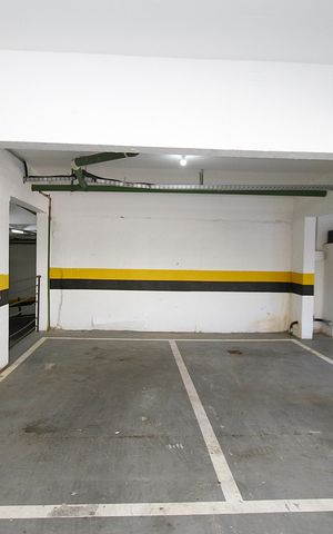 Apartamento para alugar com 71m², 3 quartos e 3 vagasGaragem