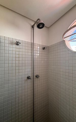 Apartamento para alugar com 98m², 2 quartos e 1 vaga Apartamento para alugar com 98m², 2 quartos e 1 vagaBanheiro da Suíte