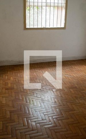 Casa à venda com 100m², 4 quartos e 1 vaga