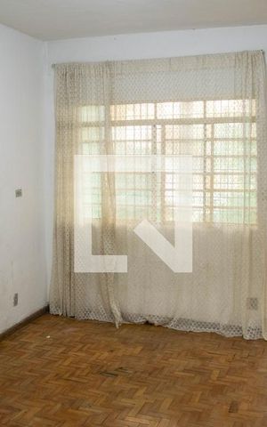 Casa à venda com 100m², 4 quartos e 1 vaga