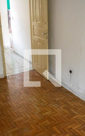 Casa à venda com 100m², 4 quartos e 1 vaga