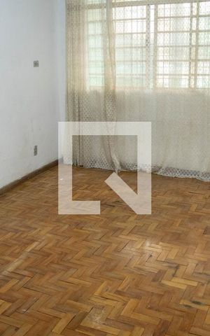 Casa à venda com 100m², 4 quartos e 1 vaga