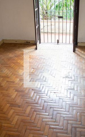 Casa à venda com 100m², 4 quartos e 1 vaga