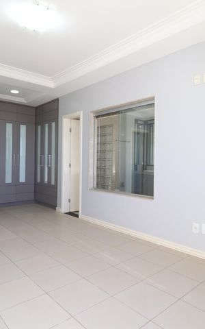 Apartamento para alugar com 217m², 3 quartos e 2 vagasQuarto 3 - Suíte
