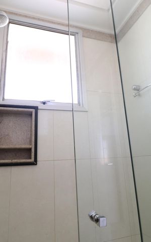 Apartamento para alugar com 217m², 3 quartos e 2 vagasBanheiro do Quarto 1
