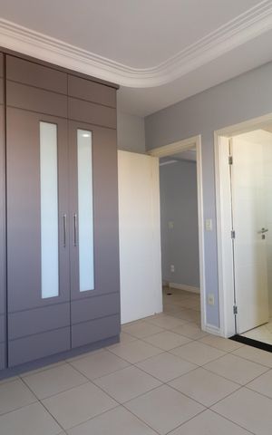 Apartamento para alugar com 217m², 3 quartos e 2 vagasQuarto 1 - Suíte