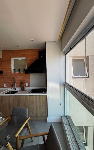 Apartamento à venda com 73m², 2 quartos e 2 vagas Apartamento à venda com 73m², 2 quartos e 2 vagasCozinha Varanda