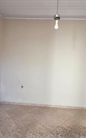 Casa à venda com 128m², 3 quartos e 2 vagas Casa à venda com 128m², 3 quartos e 2 vagasÁrea externa
