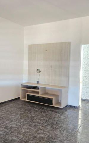 Casa à venda com 128m², 3 quartos e 2 vagas Casa à venda com 128m², 3 quartos e 2 vagasSala