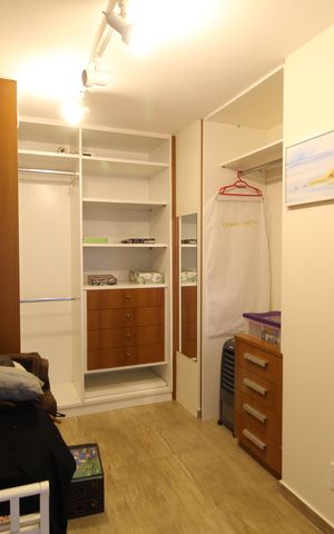 Apartamento para alugar com 220m², 3 quartos e 2 vagasQuarto 2 - Closet