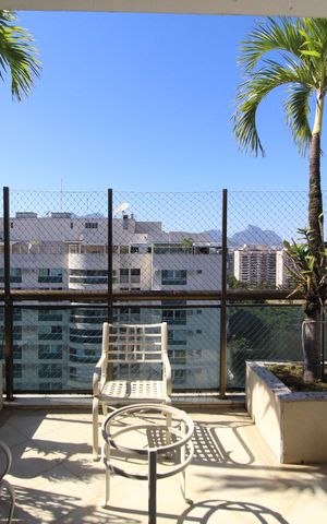 Apartamento para alugar com 220m², 3 quartos e 2 vagasCobertura
