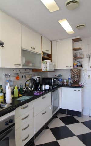 Apartamento para alugar com 220m², 3 quartos e 2 vagasCozinha 1 e Área de Serviço
