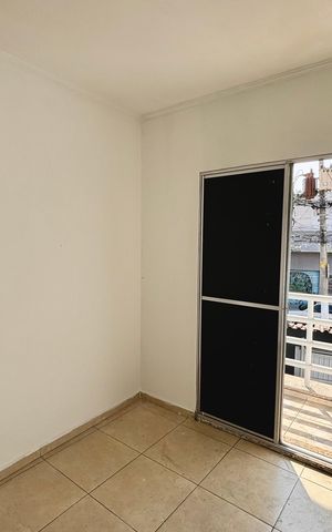 Casa para alugar com 100m², 3 quartos e 2 vagas Casa para alugar com 100m², 3 quartos e 2 vagasQuarto 1