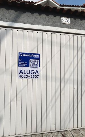 Casa para alugar com 100m², 3 quartos e 2 vagas Casa para alugar com 100m², 3 quartos e 2 vagasFachada