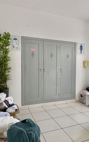 Casa à venda com 236m², 7 quartos e 2 vagas Casa à venda com 236m², 7 quartos e 2 vagasQuarto