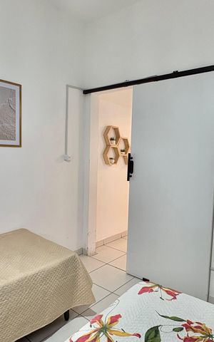 Casa à venda com 236m², 7 quartos e 2 vagas Casa à venda com 236m², 7 quartos e 2 vagasQuarto