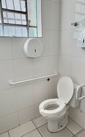 Casa à venda com 236m², 7 quartos e 2 vagas Casa à venda com 236m², 7 quartos e 2 vagasBanheiro