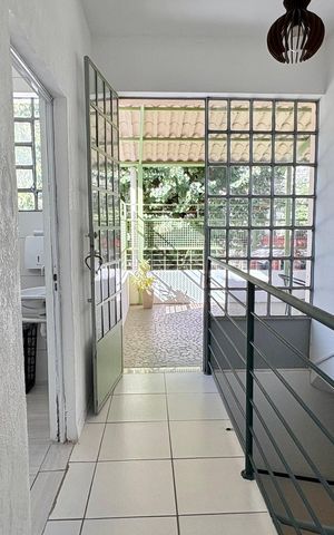 Casa à venda com 236m², 7 quartos e 2 vagas Casa à venda com 236m², 7 quartos e 2 vagasÁrea comum - Segundo andar
