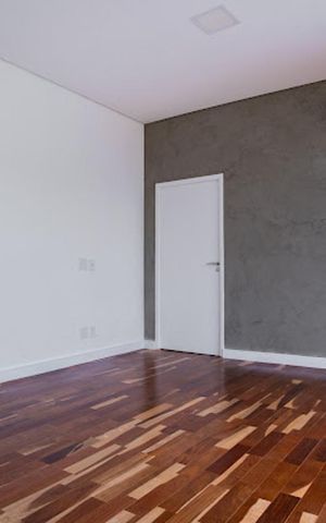 Casa de condomínio à venda com 667m², 5 quartos e 6 vagas Casa de condomínio à venda com 667m², 5 quartos e 6 vagasQuarto