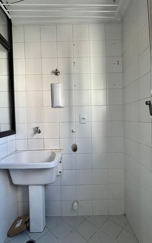 Apartamento à venda com 74m², 3 quartos e 2 vagas Apartamento à venda com 74m², 3 quartos e 2 vagasLavanderia