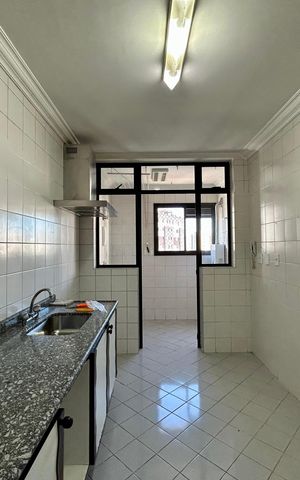 Apartamento à venda com 74m², 3 quartos e 2 vagas Apartamento à venda com 74m², 3 quartos e 2 vagasCozinha