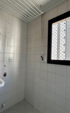 Apartamento à venda com 74m², 3 quartos e 2 vagas Apartamento à venda com 74m², 3 quartos e 2 vagasLavanderia