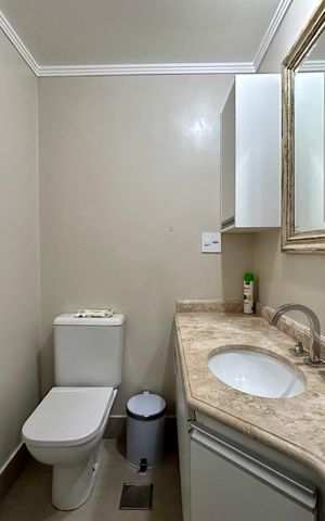 Apartamento à venda com 74m², 3 quartos e 2 vagas Apartamento à venda com 74m², 3 quartos e 2 vagasBanheiro