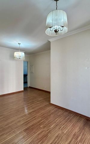 Apartamento à venda com 74m², 3 quartos e 2 vagas Apartamento à venda com 74m², 3 quartos e 2 vagasSala