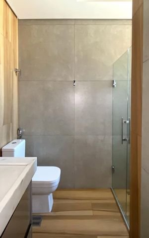 Apartamento para alugar com 115m², 3 quartos e 2 vagas Apartamento para alugar com 115m², 3 quartos e 2 vagasBanheiro social