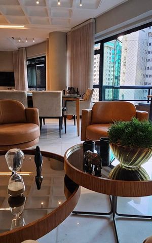 Apartamento à venda com 185m², 4 quartos e 4 vagas Apartamento à venda com 185m², 4 quartos e 4 vagasSala