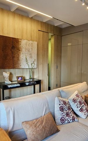Apartamento à venda com 185m², 4 quartos e 4 vagas Apartamento à venda com 185m², 4 quartos e 4 vagasSala