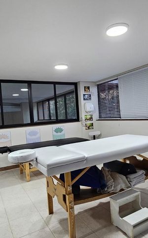 Apartamento à venda com 185m², 4 quartos e 4 vagas Apartamento à venda com 185m², 4 quartos e 4 vagasÁrea comum