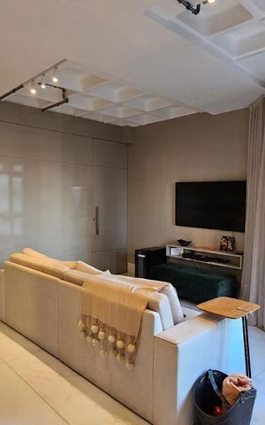 Apartamento à venda com 185m², 4 quartos e 4 vagas Apartamento à venda com 185m², 4 quartos e 4 vagasSala