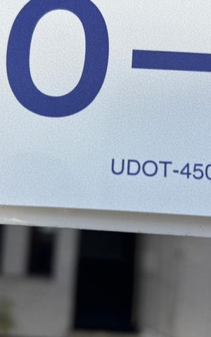 Casa à venda com 137m², 2 quartos e 2 vagas Casa à venda com 137m², 2 quartos e 2 vagasCod placa