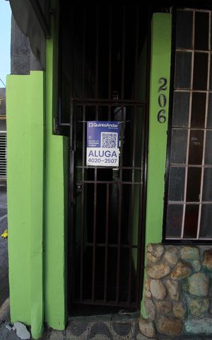 Casa para alugar com 100m², 2 quartos e sem vagaFachada